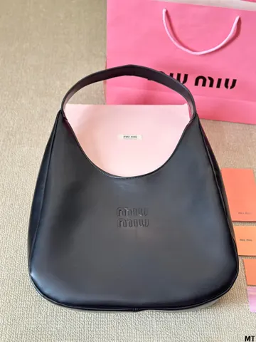 MiuMiu Hobo