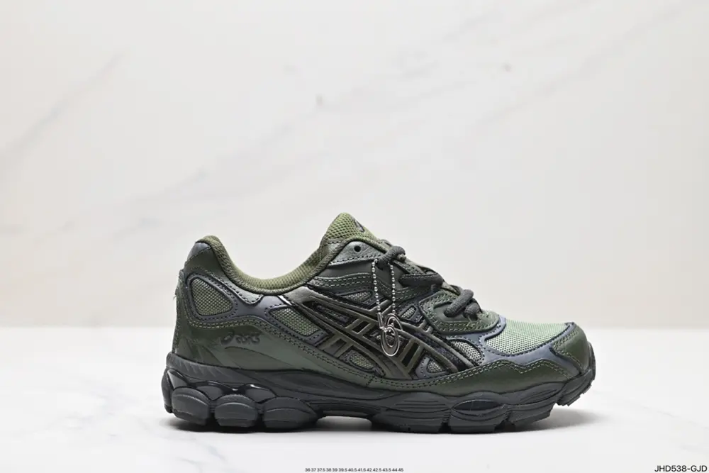 ASICS breathable mesh upper with some synthetic leather material uses the new AHAR+ rubber 1203A383-020