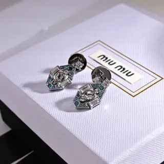 miumiu letter earrings