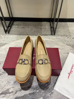 Salvatore Ferragamo bow loafer