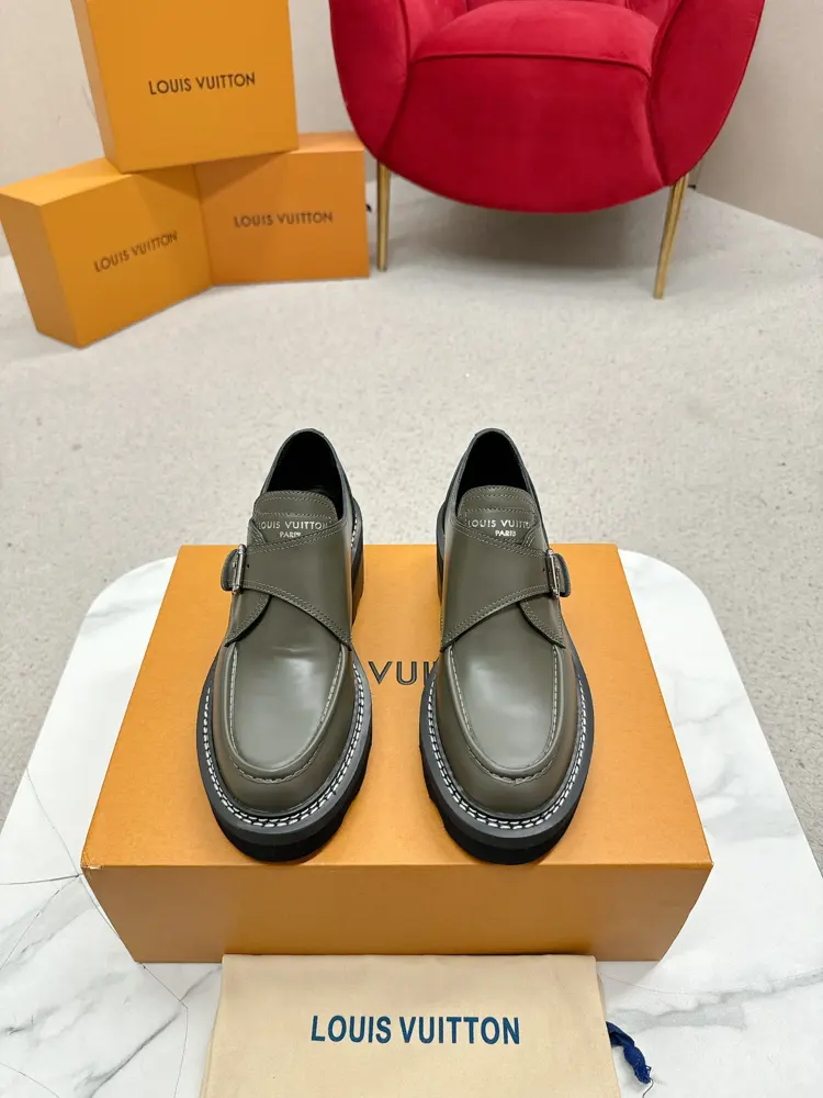 Louis Vuitton Mary Jane slip-on loafers with thick soles and high heels make your legs look
