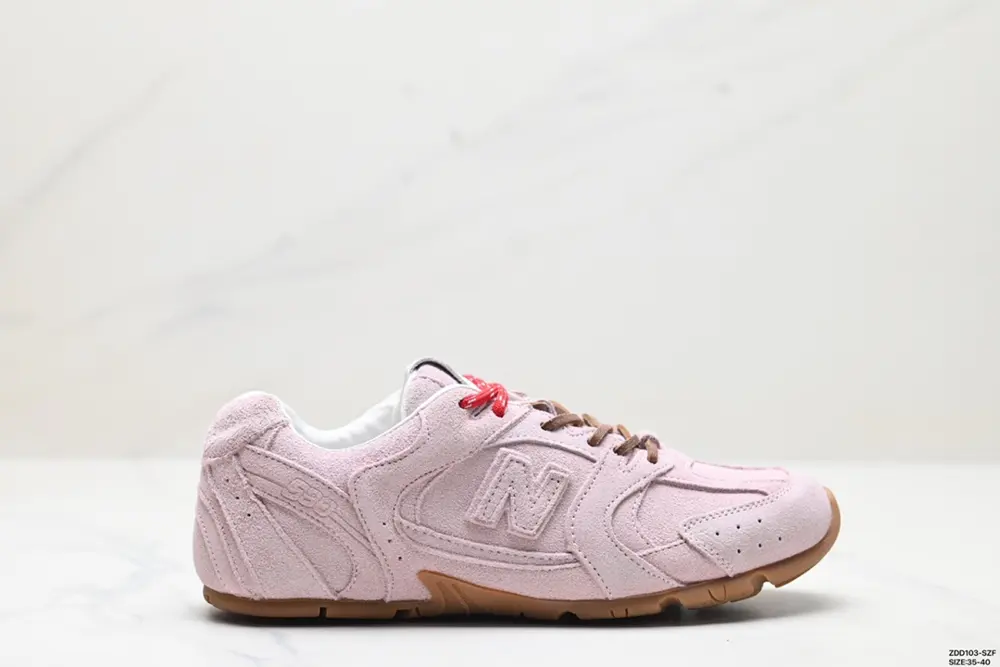 Miu Miu Maillard color matching creates a new cross-border cooperation