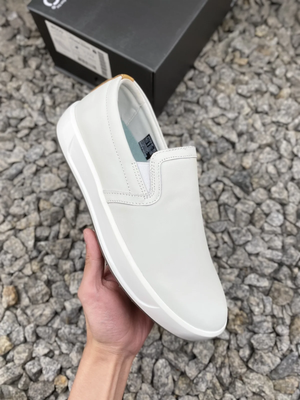 ECCO new versatile casual style