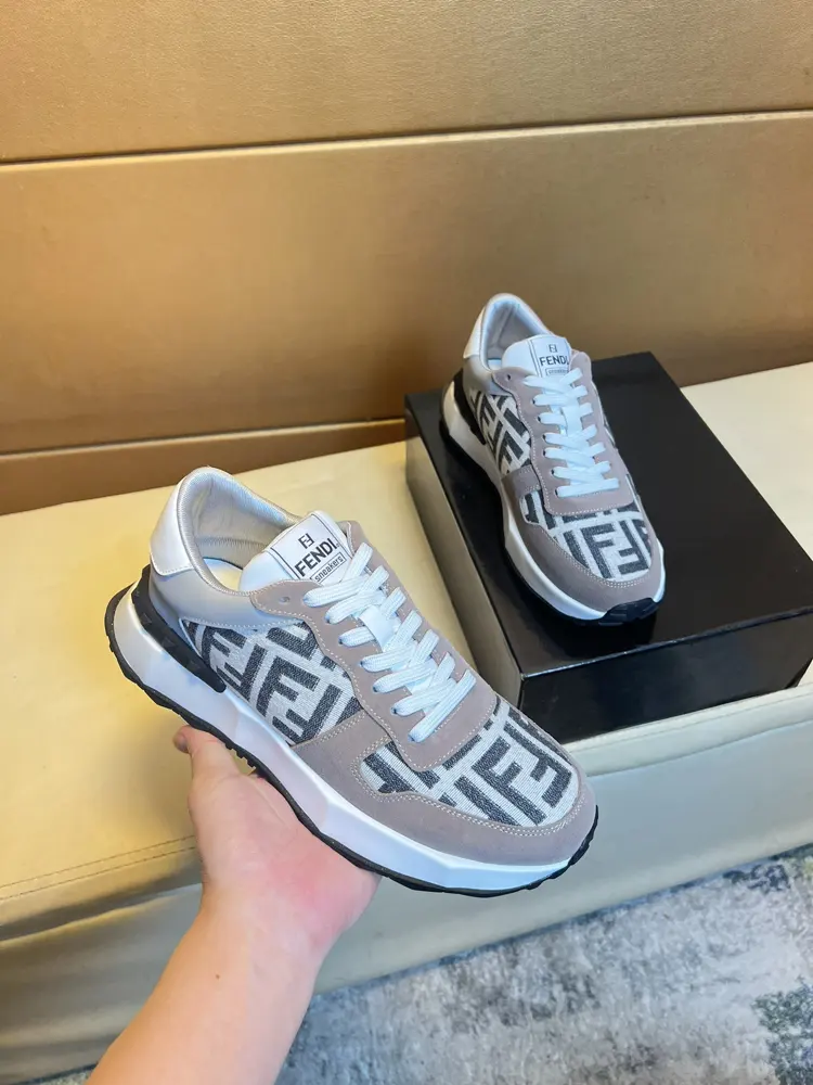 Fendi men’s new lace-up sneakers
