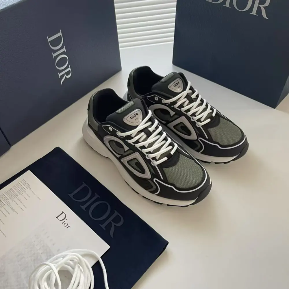 Dior couple style. This season