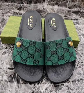 Gucci slippers