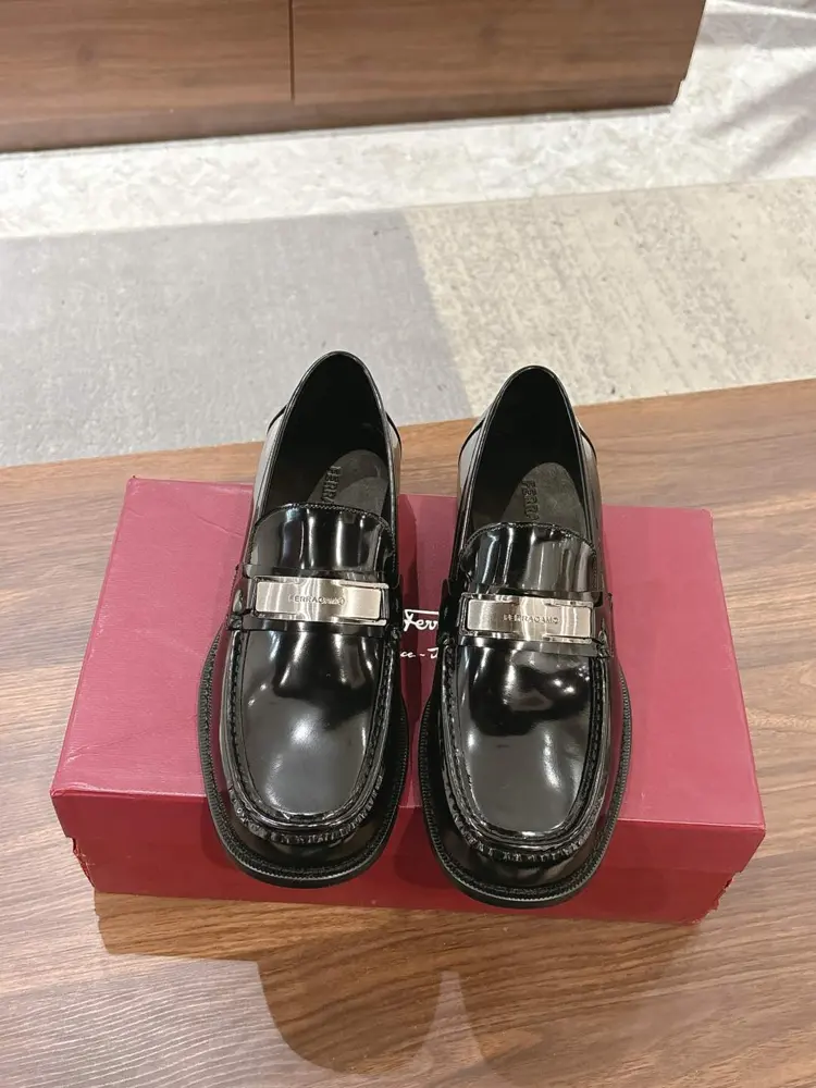 Salvatore Ferragamo men’s leather shoes
