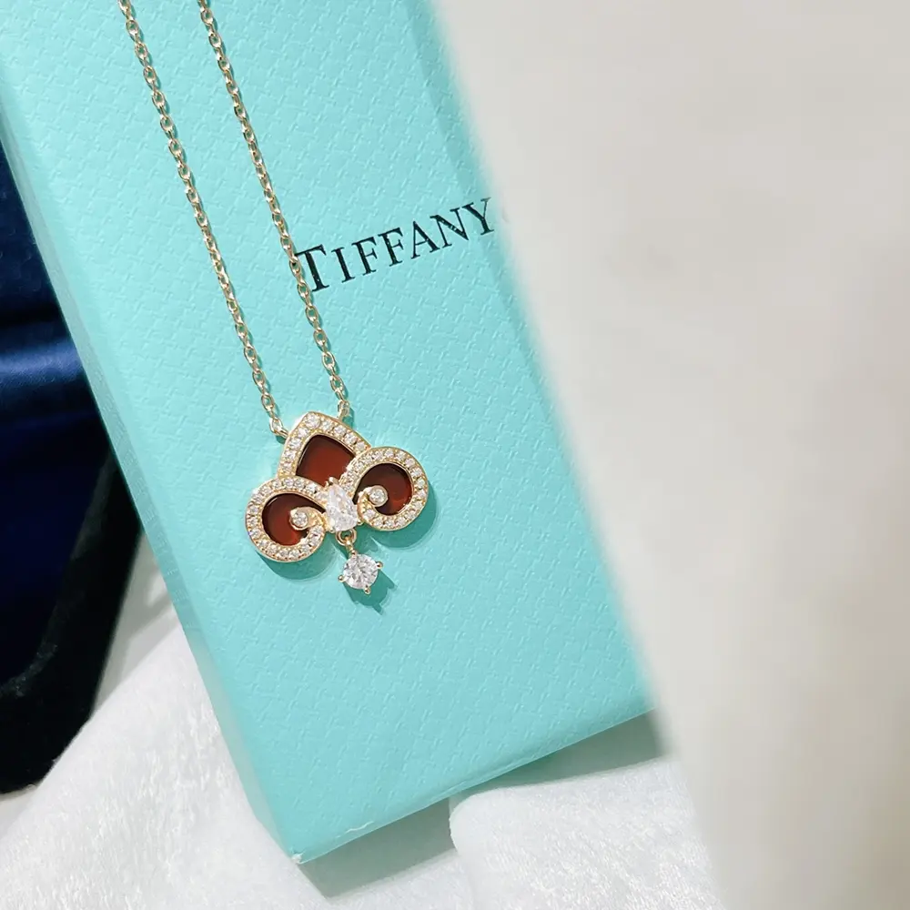 Tiffany limited edition Keys series iris red agate single diamond necklace V gold high