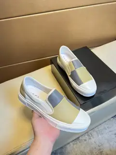 Gucci casual shoes Original brand imported from Italy