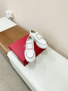 Roger Vivier RV square buckle white shoes