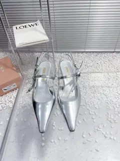 Miu Miu iumi Miu 24/Spring and Summer catwalk style kitten heel pointed toe sandals