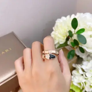 Bvlgari Black Head Snake Ring Capture the charm