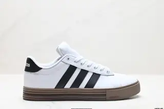 Adidas DAILY 4.0 DAILY 4.0 comfortable and versatile low-top sneakers JR0080-02