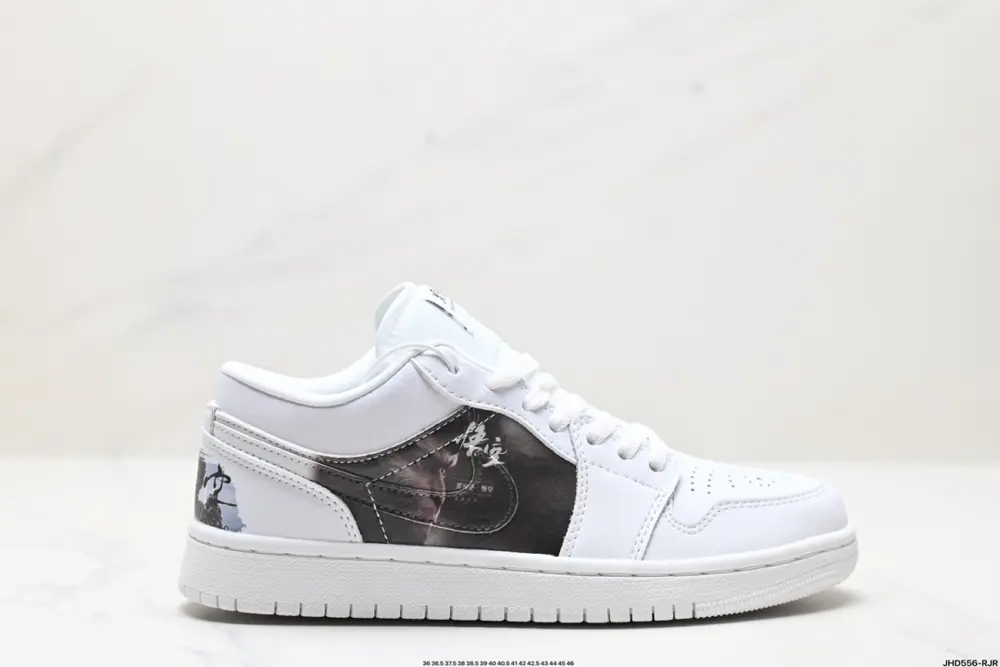 Nike Air Jordan 1 Low Sneakers HM3711-550