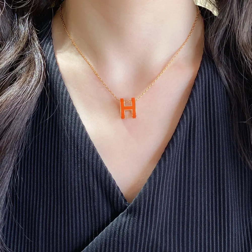 V gold material (upgraded CNC + imported oil drop) Hermès large H Linlang necklace The