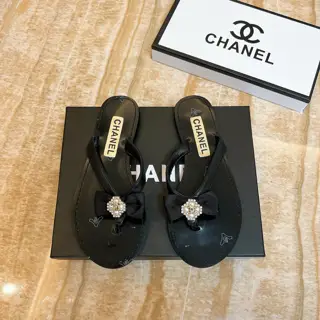 Chanel flip-flops Slippers