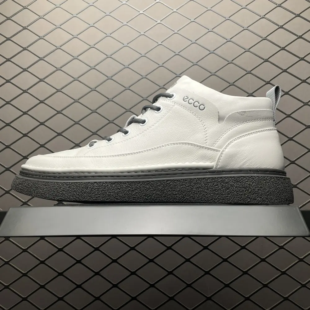 ECCO mid-top casual sneakers