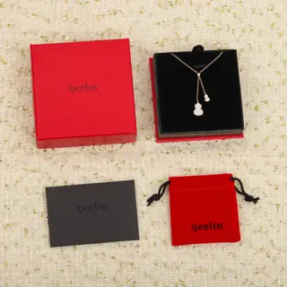Qeelin double gourd necklace