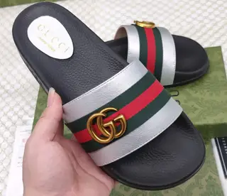 Gucci slippers