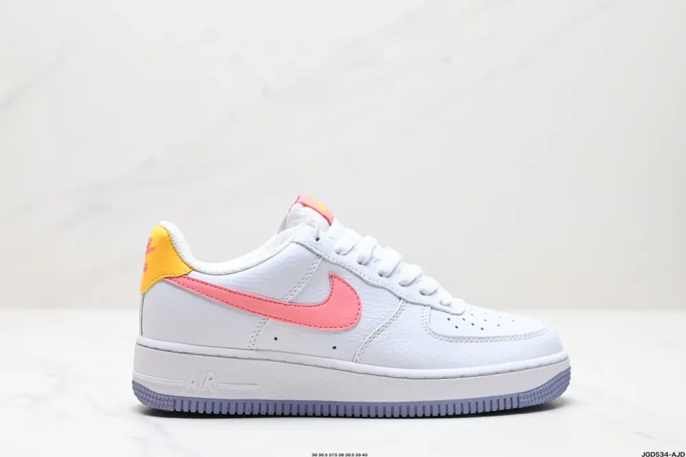 NIKE AlR FORCE 1‘07 Sneakers DV7762-100