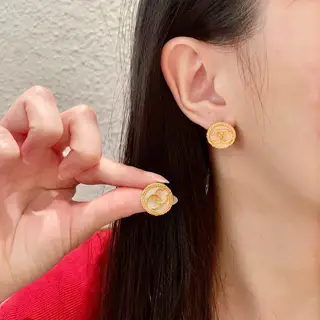 Chanel second-hand double C earrings