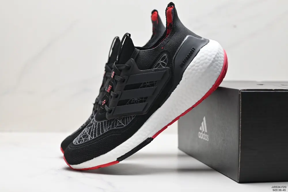 Adidas ULTRABOOST LIGHT series low-top sock-style knitted breathable cushioning casual GZ6073