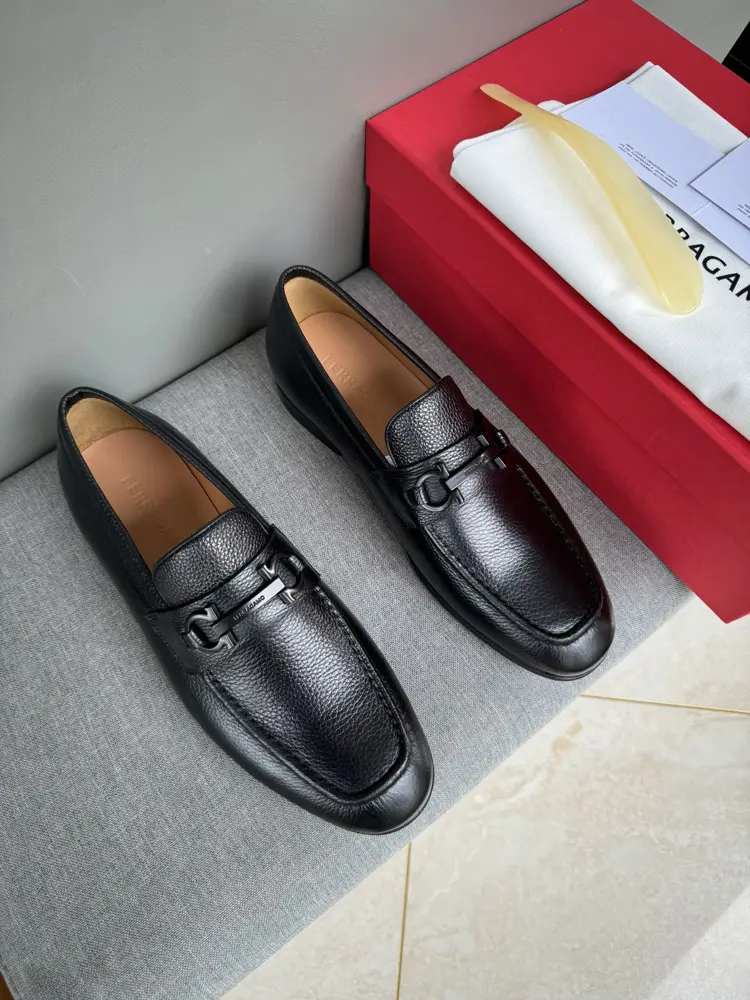 Salvatore Ferragamo casual leather shoes slip-on shoes