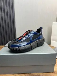 Prada men’s shoes are popular