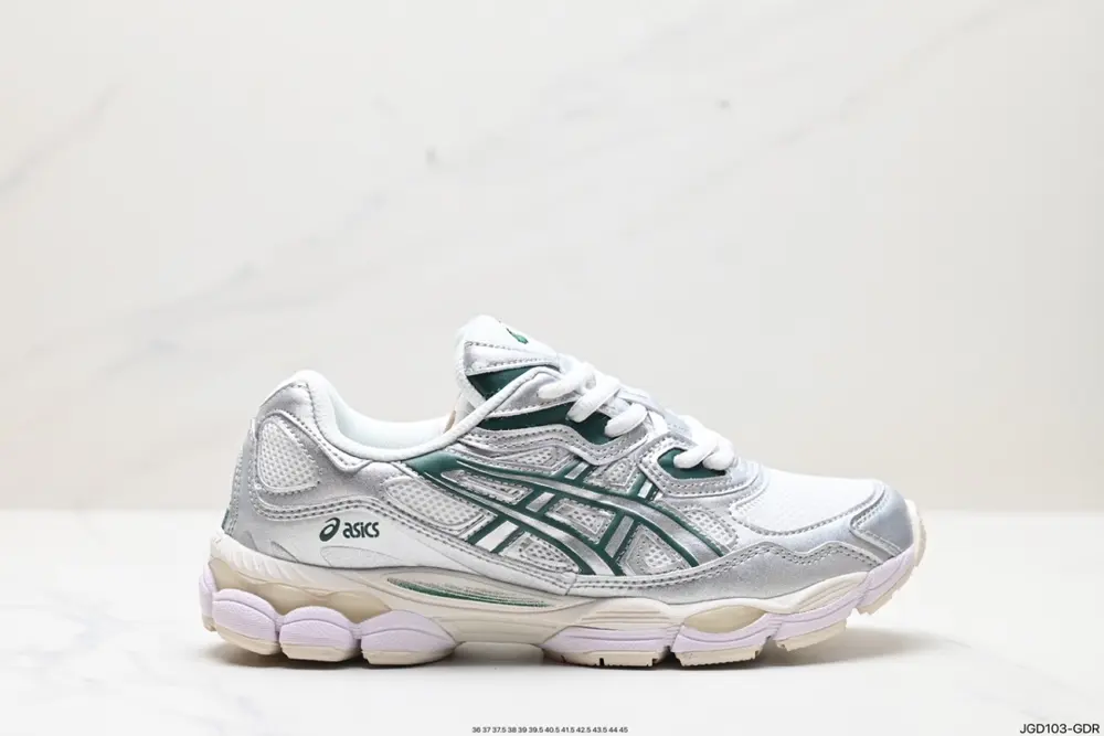 ASICS breathable mesh upper with some synthetic leather material uses the new AHAR+ rubber 1203A372-401
