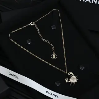 Chanel Early Spring Ocean Series Crab Necklace