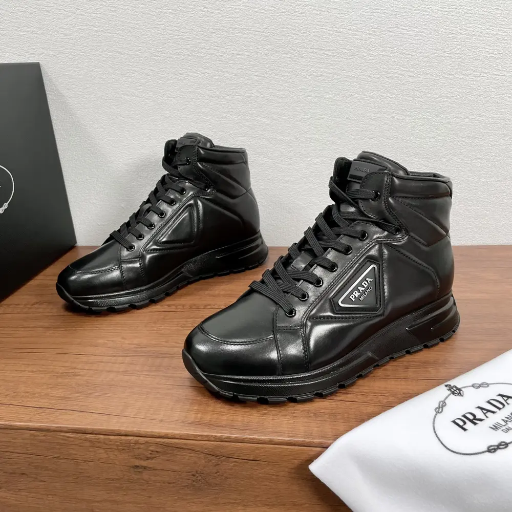 Prada Men’s Lace-up Leather Sneakers