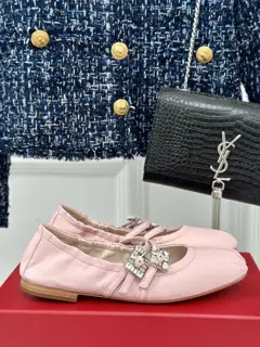 Roger Vivier classic diamond buckle flat ballet Mary Jane shoes