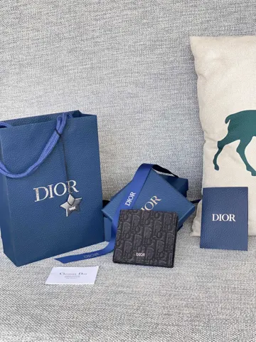 Dior Wallet