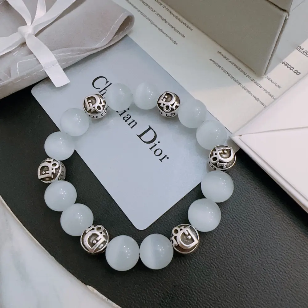 Dior new cat’s eye stone counter exquisite version DIOR multi-element cat’s eye stone Thai