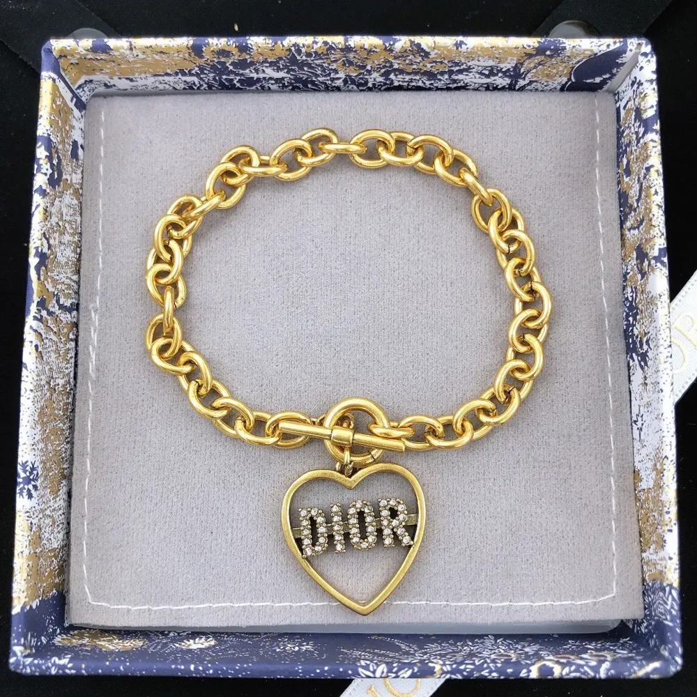 DIOR original new product heart star pendant micro-diamond bracelet high-end quality