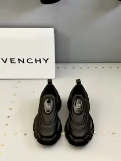 Givenchy men’s thick-soled casual shoes