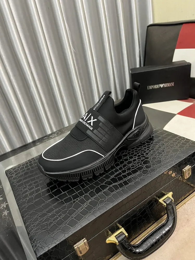 Armani new men’s fashion casual shoes Recommended classic style
