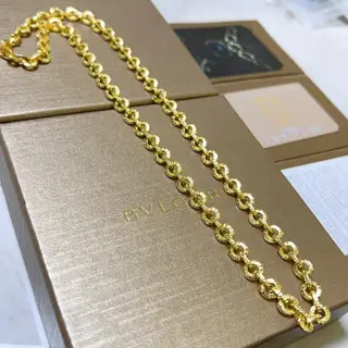 Bvlgari DIVAS’ DREAM series is in perfect condition and has invincible details. The unique