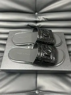 Dolce & Gabbana Logo Beach Slippers