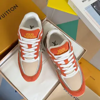 Louis Vuitton Casual Sneakers