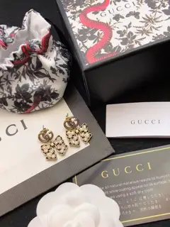 Gucci Double G earrings