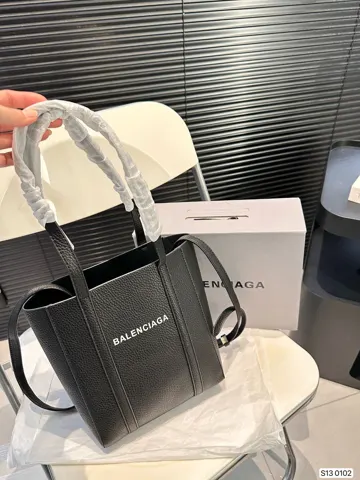 Balenciaga Tote