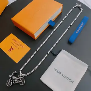Louis Vuitton Necklace