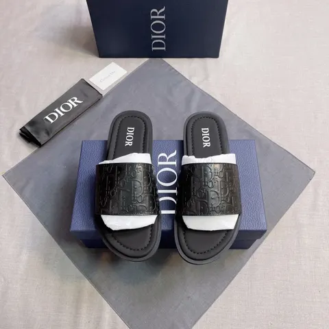 Dior men’s slipper-level outsole