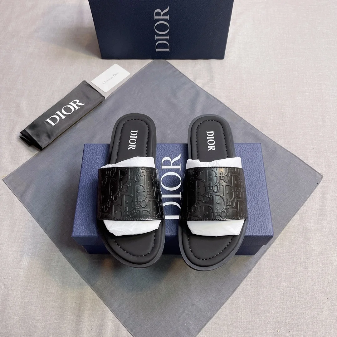 Dior men’s slipper-level outsole
