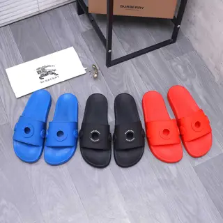 BURBERRY Couple slippers