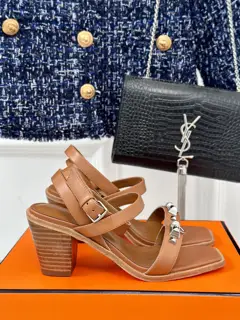 Hermès classic single-strap thick-heeled sandals