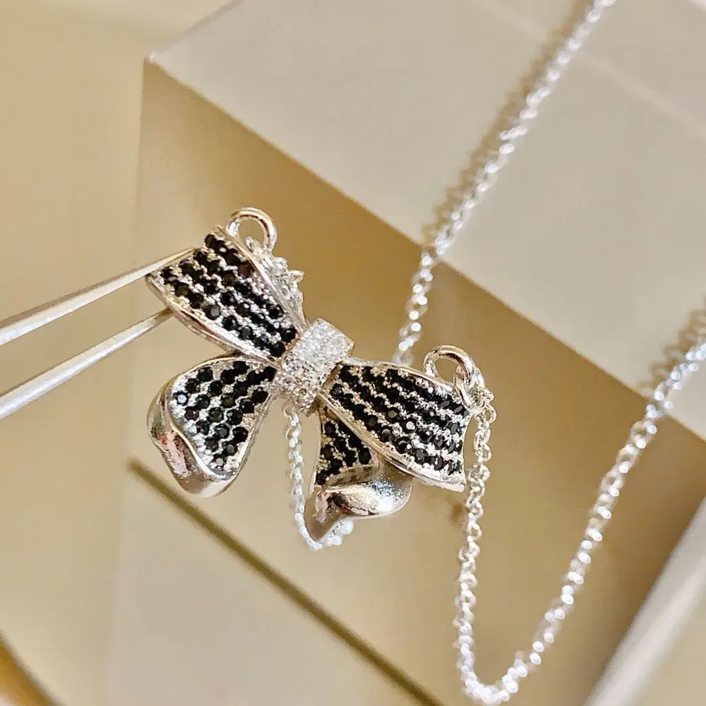 Chaumet Wave Honeycomb Necklace