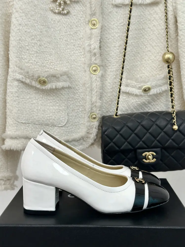 Chanel Double C thick heel shoes