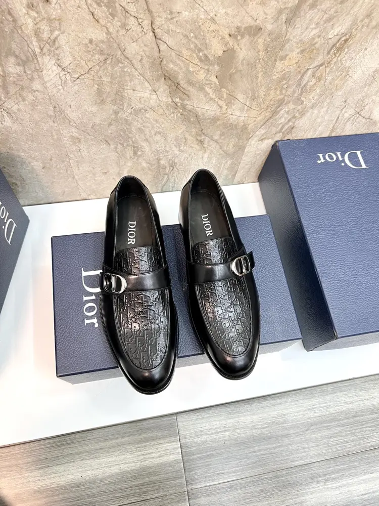 Dior TIMELESS Loafers This loafer embodies classic elegance